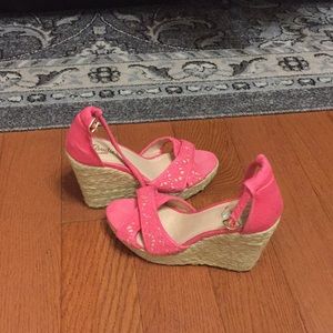 Candie’s wedges